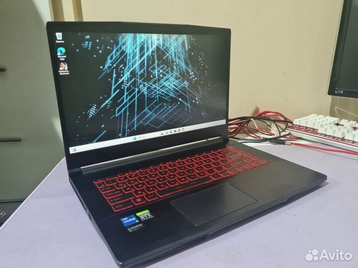 Ноутбук MSI I5-11400H/ 16 GB DDR4/ RTX 3050