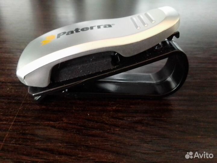 Держатель для очков в авто