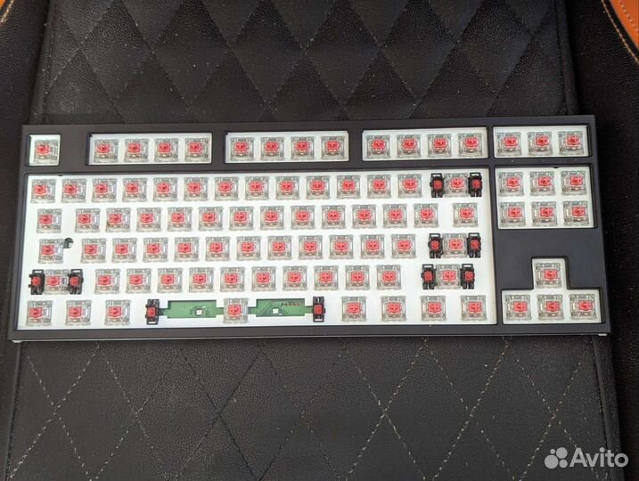 Механическая клавиатура Ducky One 2 RGB TKL