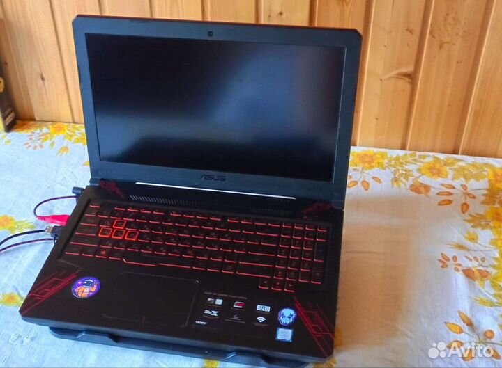 Игровой ноутбук TUF Gaming FX504