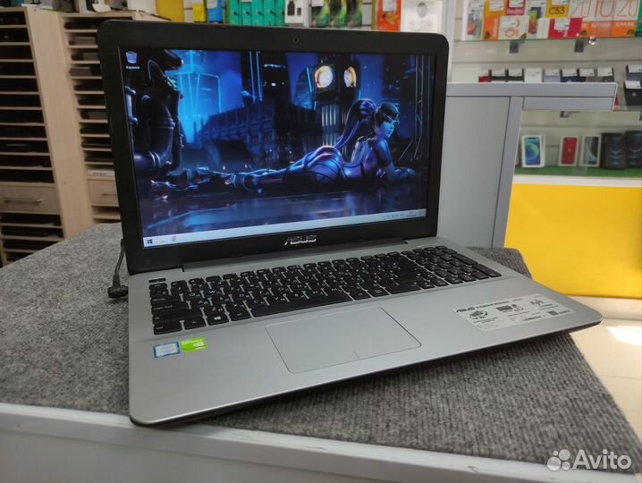 Игровой ноутбук asus i7-6500U 920M 2GB