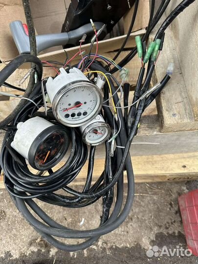 Лодочный мотор Suzuki DF140A 2013