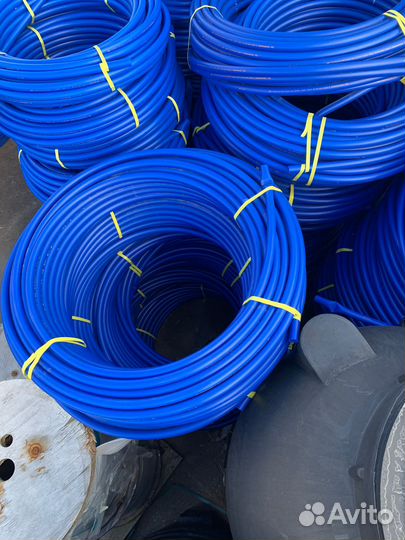 Труба пнд Синяя Премиум 32ммх3мм (16 атм.) 150 м
