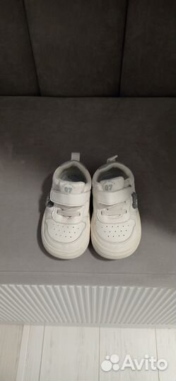 Кроссовки детские