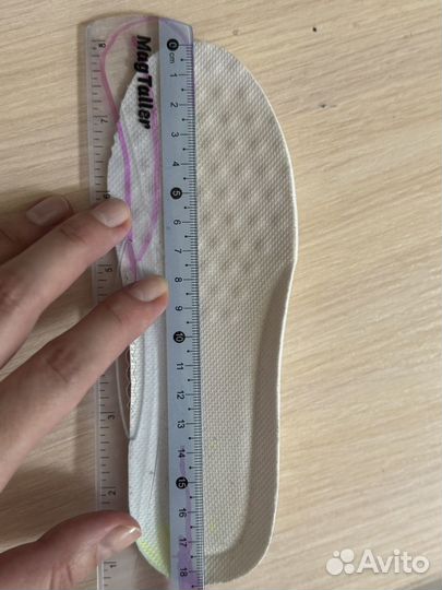 Кроссовки детские