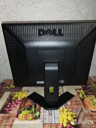 Монитор Dell