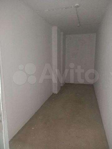 Машиноместо, 10 м²