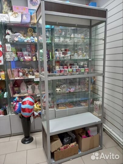 Торговый стеллаж