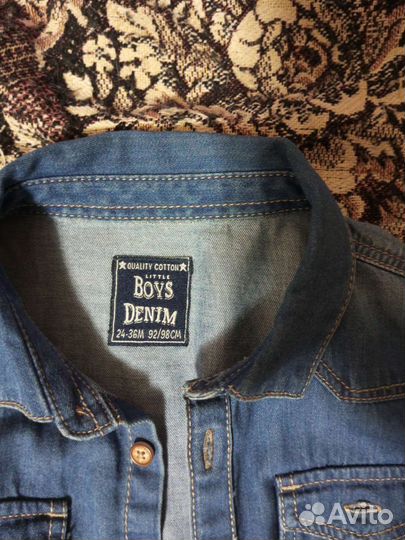 Джинсовая рубашка