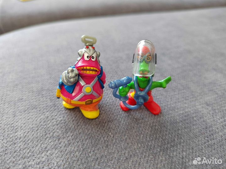 Игрушки из киндера кибертопы