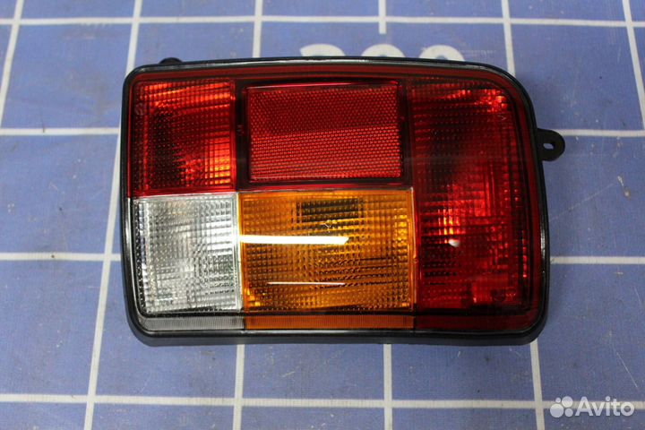Фонарь задний правый LADA 2121 Нива