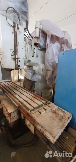 Вертикал. консольно-фрезерный станок 6Р13Ф3 с чпу