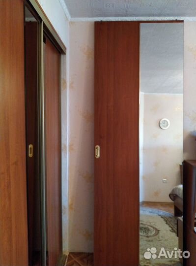 Зеркало на деревянном полотне-1 шт