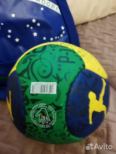 Рюкзак Pele с мячом для футбола новый