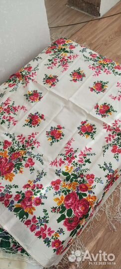 Павловопосадский платок шелк новый