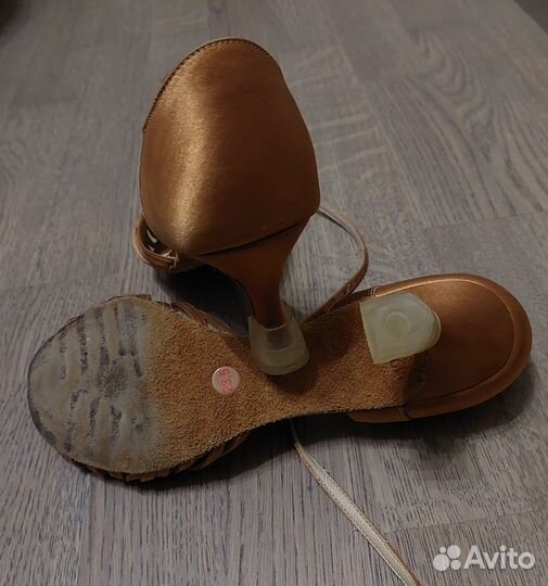 Туфли танцевальные