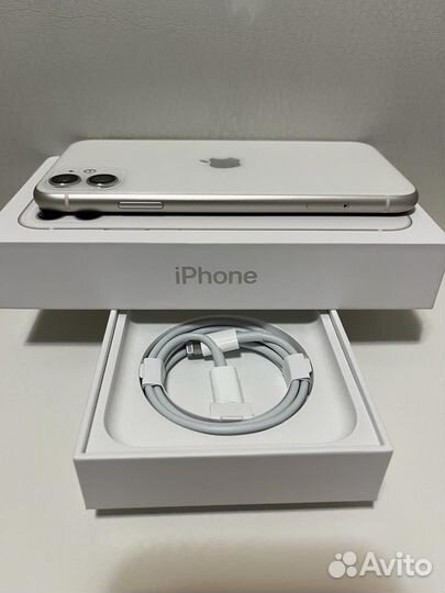 iPhone 11, 64 ГБ