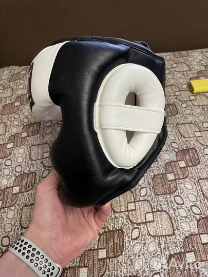 Шлем для единоборств