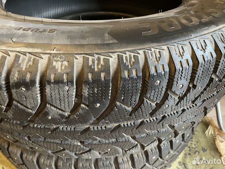 Bridgestone Ice Cruiser 7000S 235/65 R17 108T