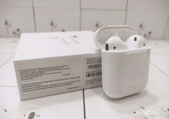 AirPods 2 топовая версия+чехол