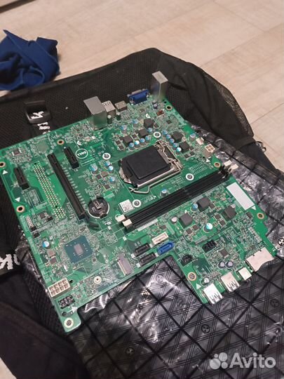 Материнская плата