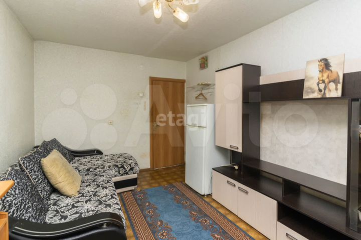 Комната 13,9 м² в 4-к., 3/9 эт.