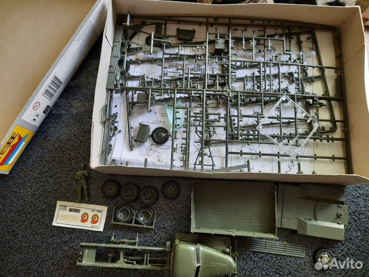 Сборная модель звезда 1 72