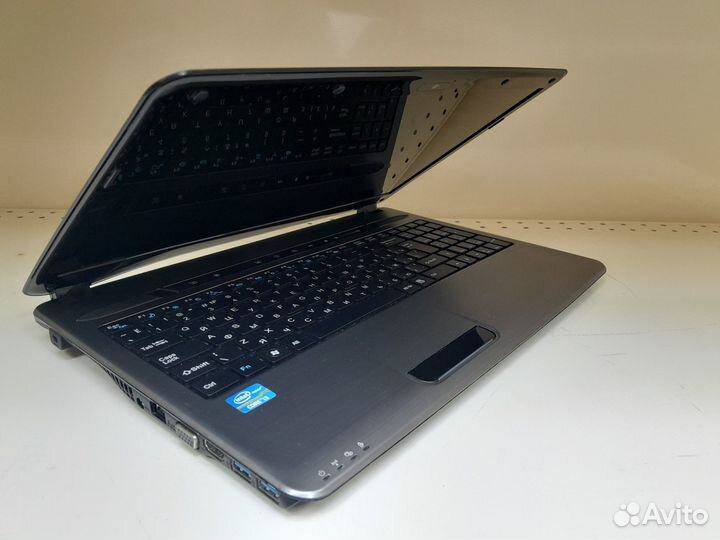 Ноутбук / Core I3 / 4Gb / nvidia / дo 8Gb+SSD
