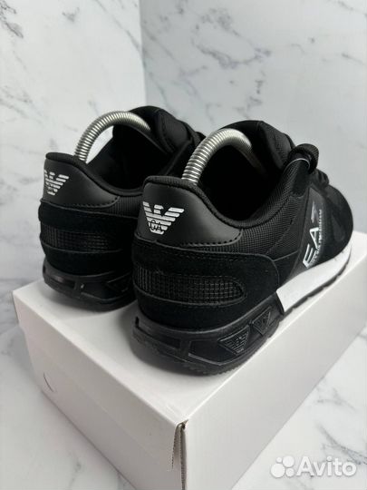 Кроссовки emporio armani ea7