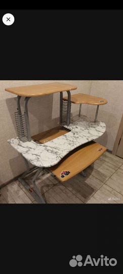 Компьютерный стол