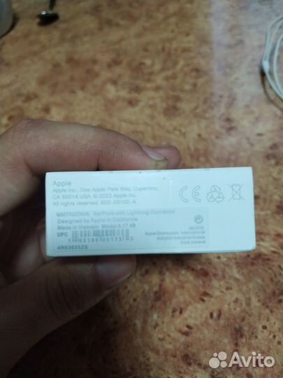 Наушники для iPhone проводные