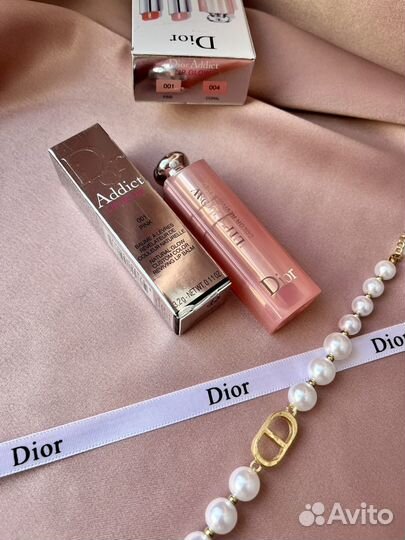 Бальзам для губ dior тон 01, 04