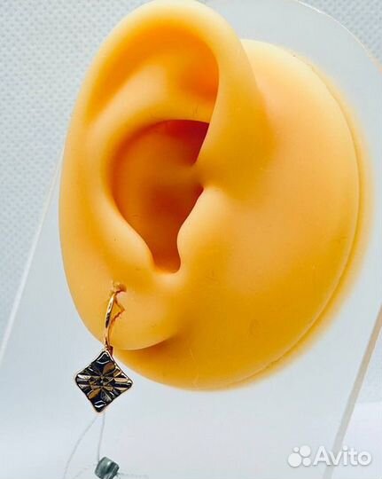 Золотые серьги