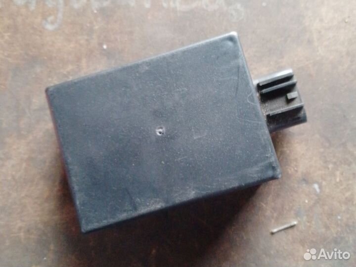 Коммутатор lets 2