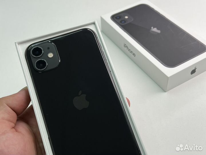 iPhone 11, 64 ГБ
