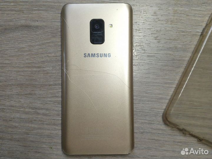 Samsung galaxy a8 2018 на запчасти