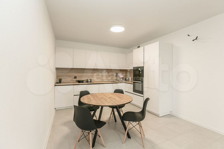 3-к. квартира, 86 м², 20/24 эт.