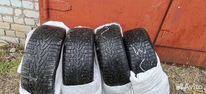 Nokian Tyres Hakkapeliitta 7 235/55 R17