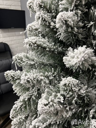 Елка искусственная заснеженная новая