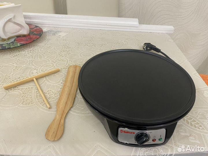 Блинница Sakura