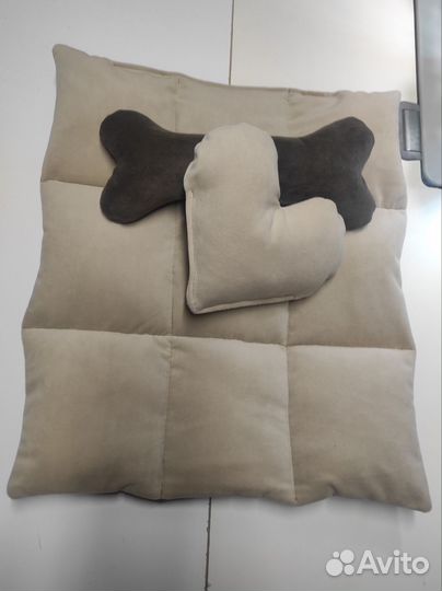 Лежанка для собак