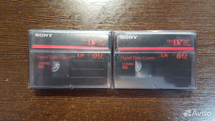 Видеокассеты miniDV в упаковке