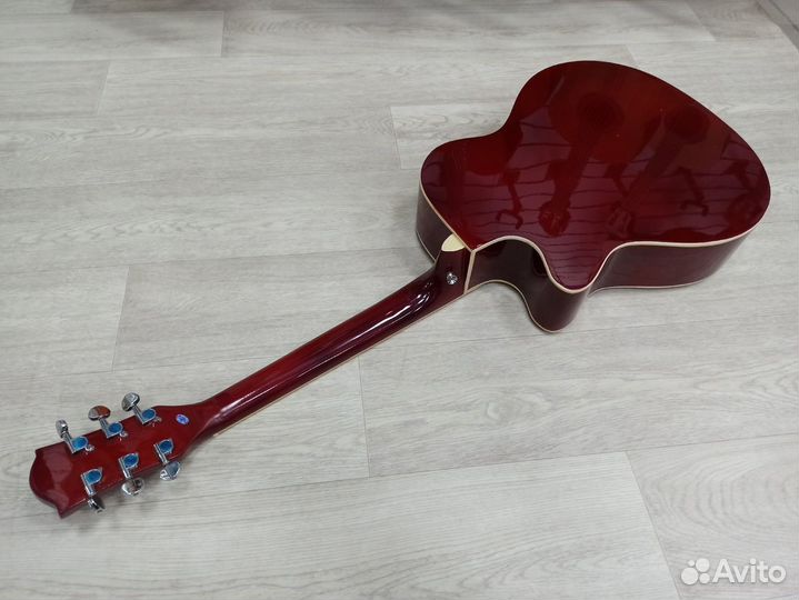 Новая акустическая гитара