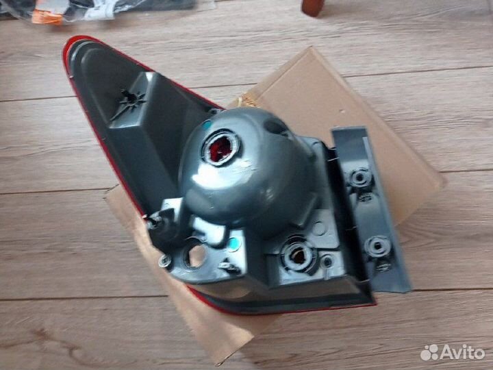 Фонарь задний правый Chevrolet Cruze 2009-2013