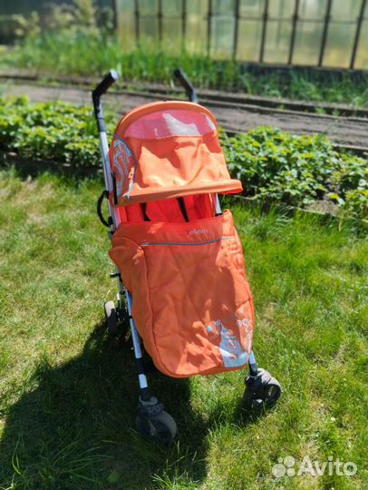 Прогулочная коляска