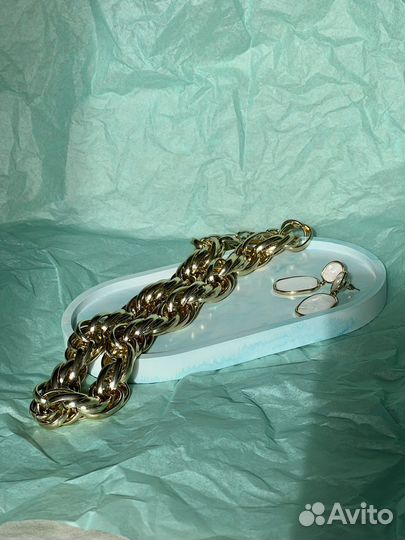 Овальный поднос из гипса