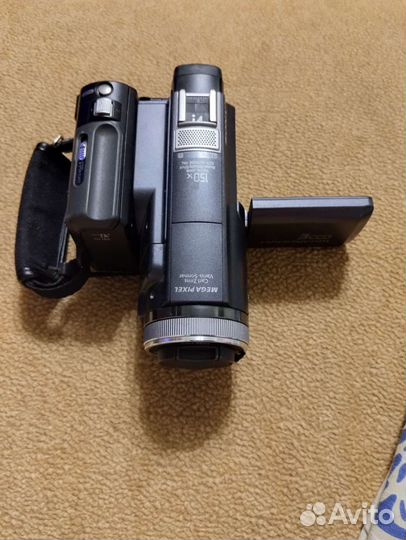 Видеокамера DCR-HC1000E