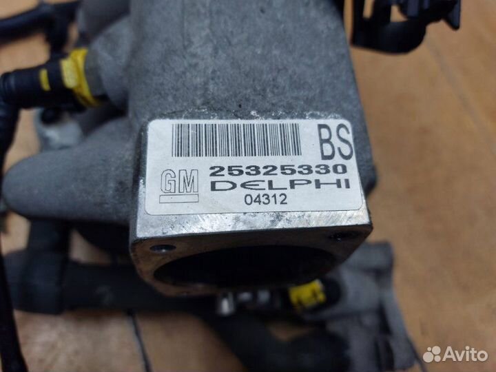 Коллектор впускной Opel Astra G Z16SE