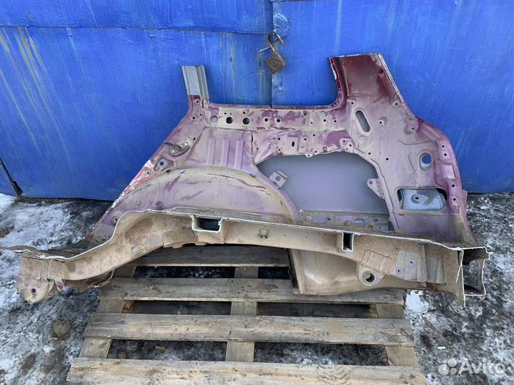 Крыло заднее R toyota caldina CT196