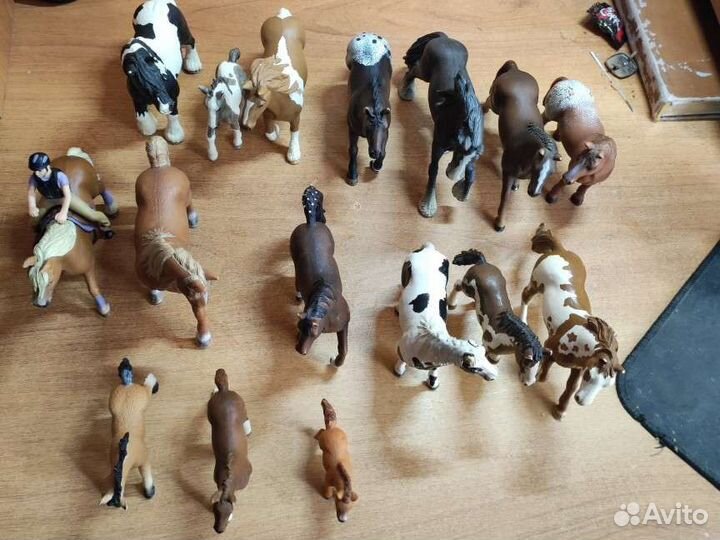 Игрушки лошади schleich